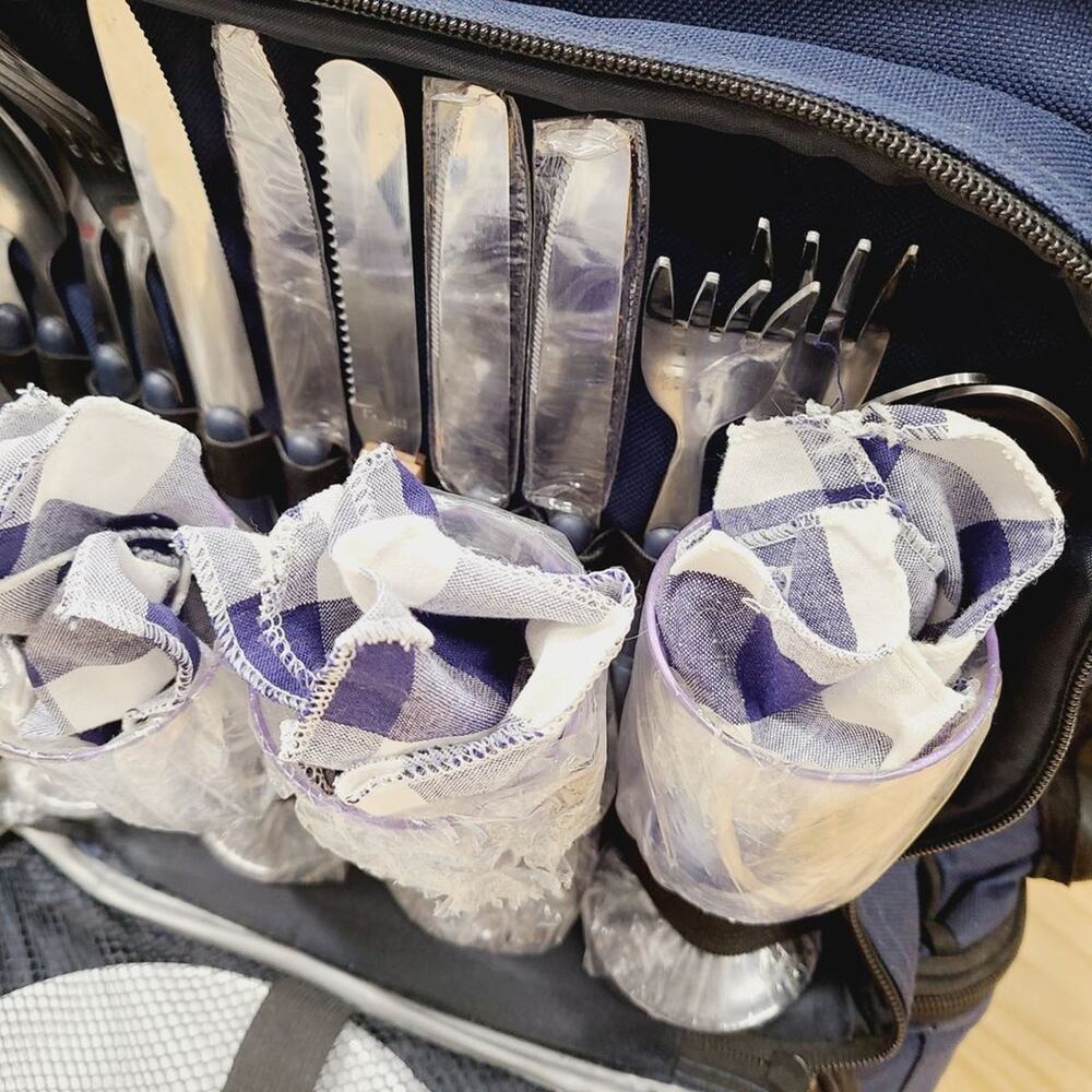 Large 30 Piece Picnic Cooler & Backpack Service for 4  PRE-OWNED - Picture 8 of 10